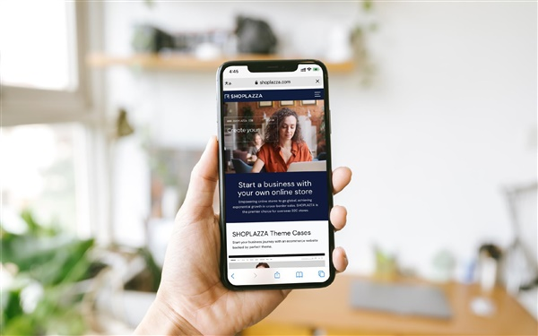 Cómo WooCommerce activa y optimiza la interfaz de la tienda para móviles